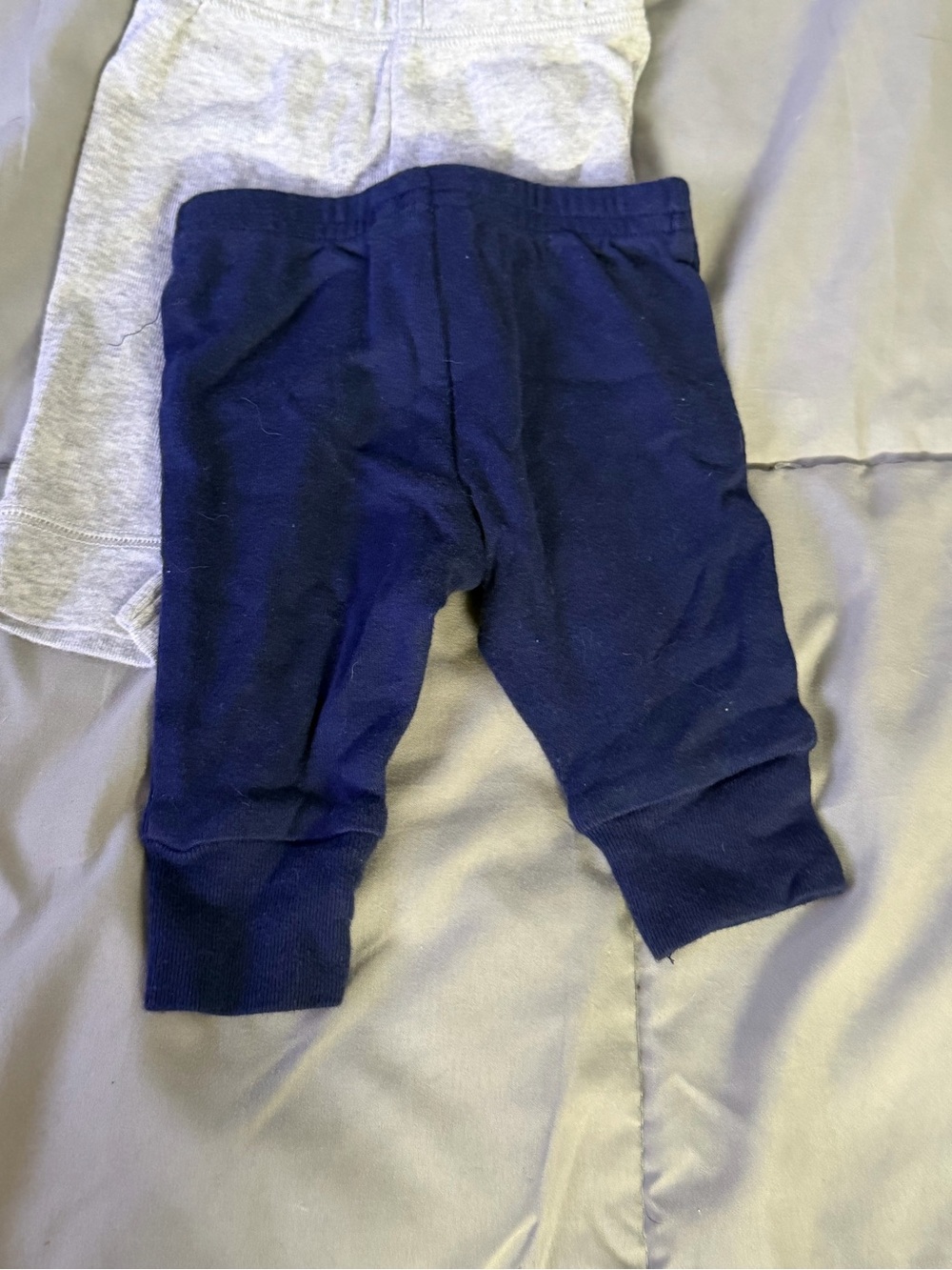 Lot of 2 Carter's Newborn Baby Pants Gray & Navy Pull-On Cotton Knit NB - Picture 3 of 9